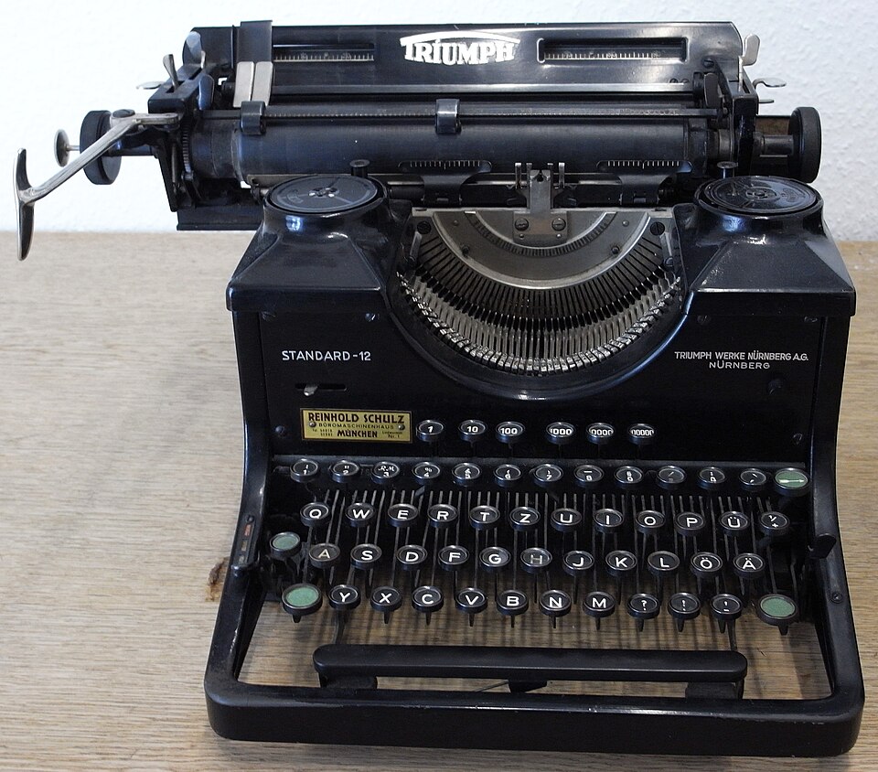 Triumph Standard 12